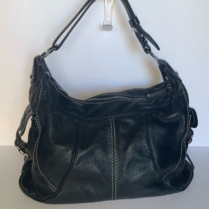 Tod’s black leather shoulder satchel handbag